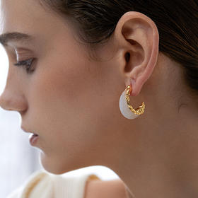 盐岛	熔蜡白玉弯月耳环