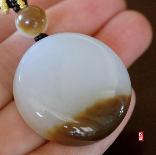 和田玉（糖羊脂玉）挂件--旭日东升21.75g(带绳) 商品图7