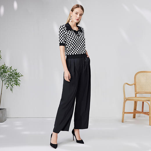 EITIE爱特爱夏季新款时尚气质棋盘格通勤翻领短款短袖针织衫B2301114 商品图4