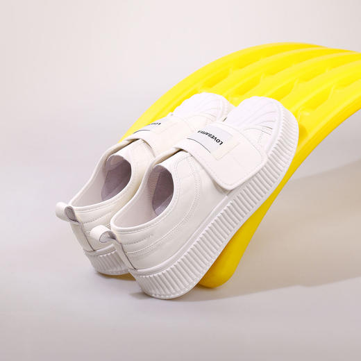 Safiya/索菲娅 2023秋季新品小众设计感魔术贴蕾丝网面透气饼干鞋 SF31112430/SF33112430 商品图4