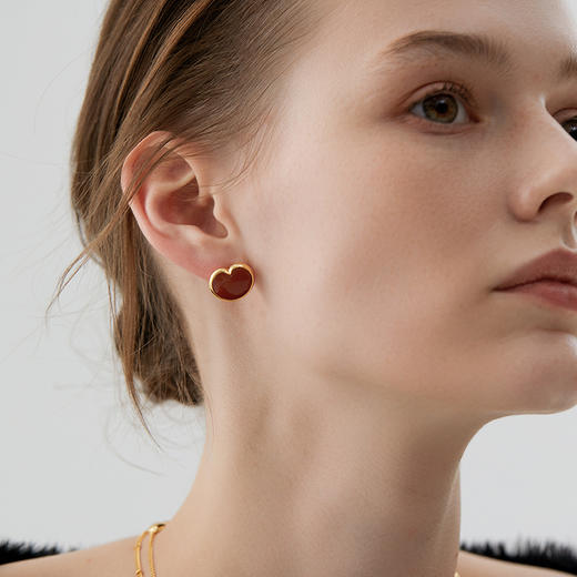 盐岛	笛卡尔小胖心红玛瑙耳钉 商品图0