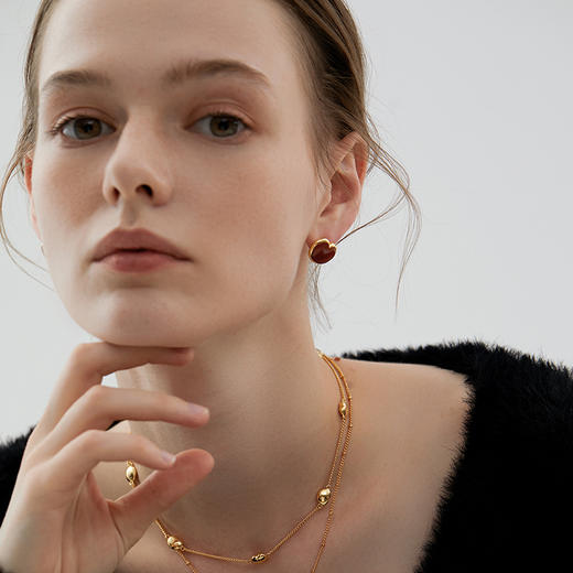 盐岛	笛卡尔小胖心红玛瑙耳钉 商品图4