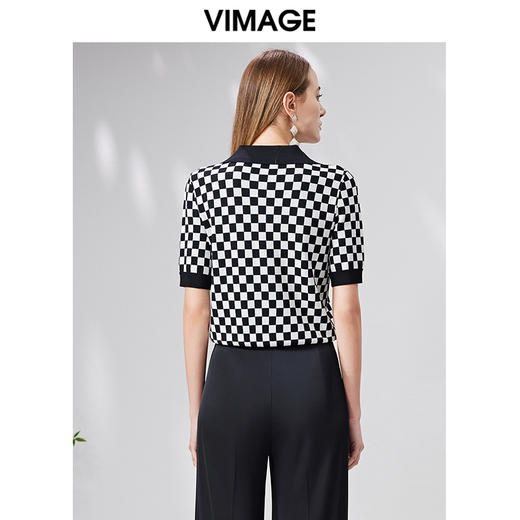 VIMAGE纬漫纪夏季新款时尚气质棋盘格通勤翻领短款短袖针织衫VB2301104 商品图4