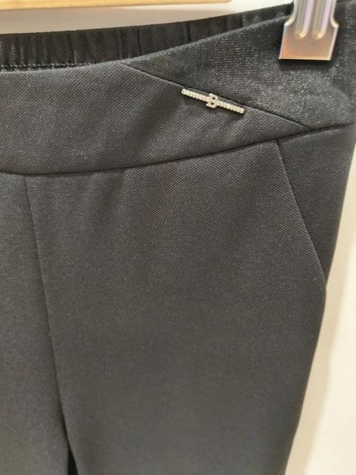 3楼康尼威直筒微喇西裤货号23077黑色 商品图1