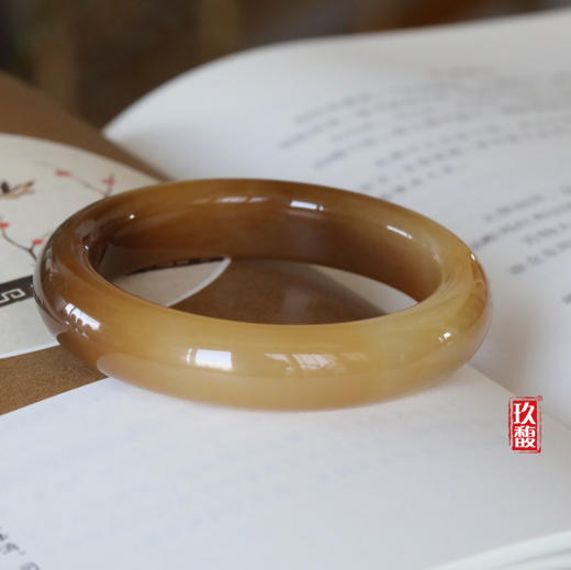 和田玉（糖白玉）手镯--平安镯51.5#（有特价不退换） 商品图1