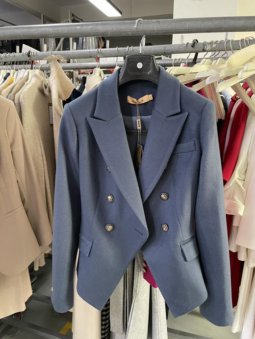 颈袖添香2024新款巴尔曼版型小西装雾霾蓝羊绒弹力透气单西 商品图0