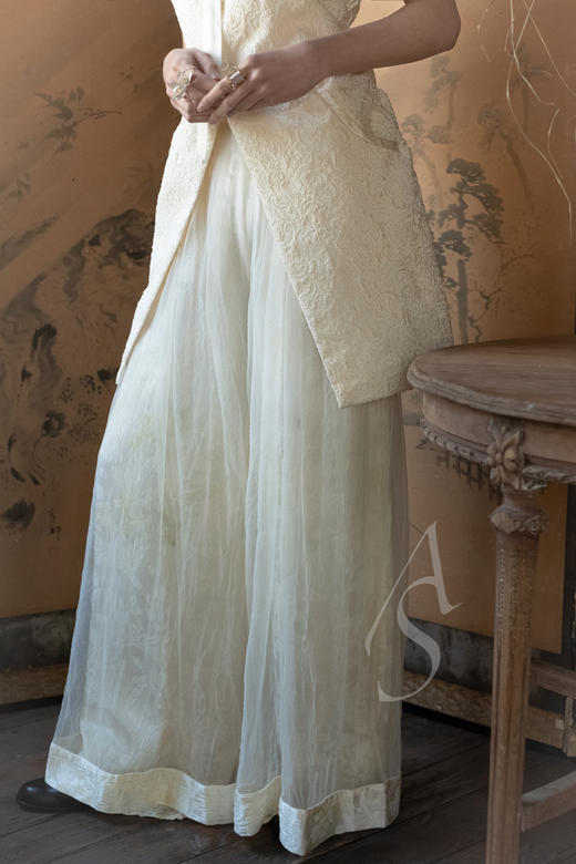 Renlisu  麦色浮雕印花长背心 商品图6