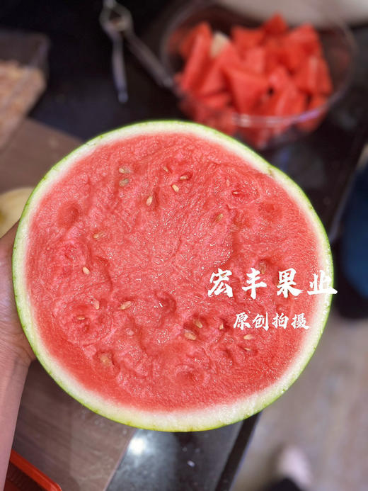 宏丰精选 美都西瓜  口感甜 西瓜味浓郁  活动价4.98元一斤 商品图11