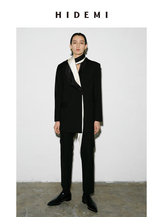 HIDEMI 极简双层双面缎面丝巾 黑色/白色 商品图10