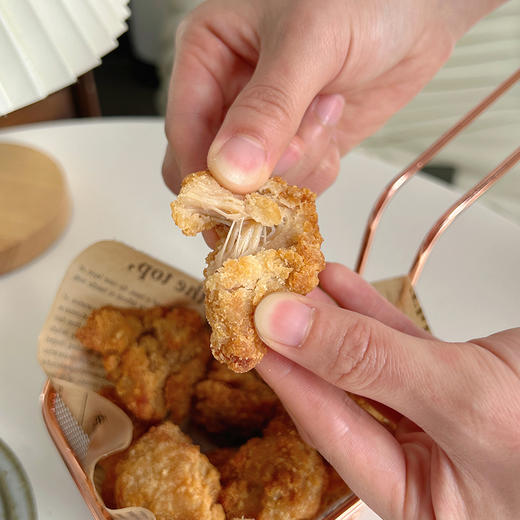 【5袋赠送1袋，加量不加价】【孩子放心吃的大块肉肉】0添加唐扬鸡块 还原日式炸鸡经典风味  0抗鸡腿肉 油炸/空气炸锅/烤箱都可做  肉汁丰富 外酥里嫩  香到吮指~ 商品图1