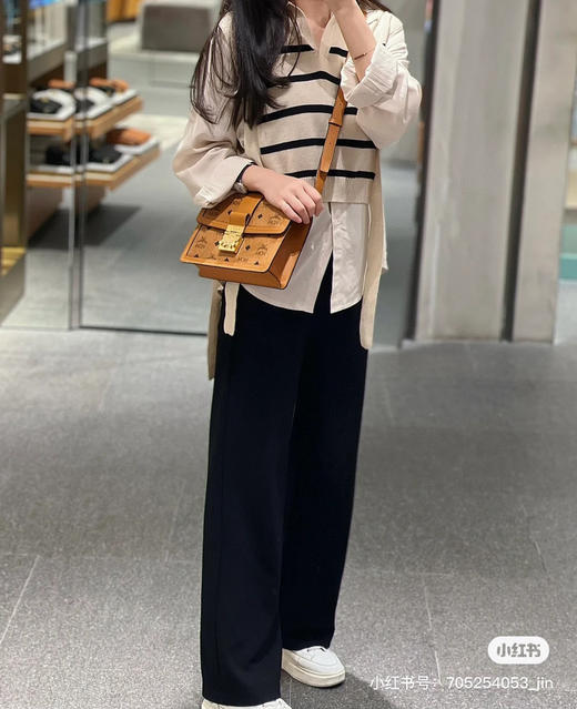 mc早春方形邮差新小号 商品图2