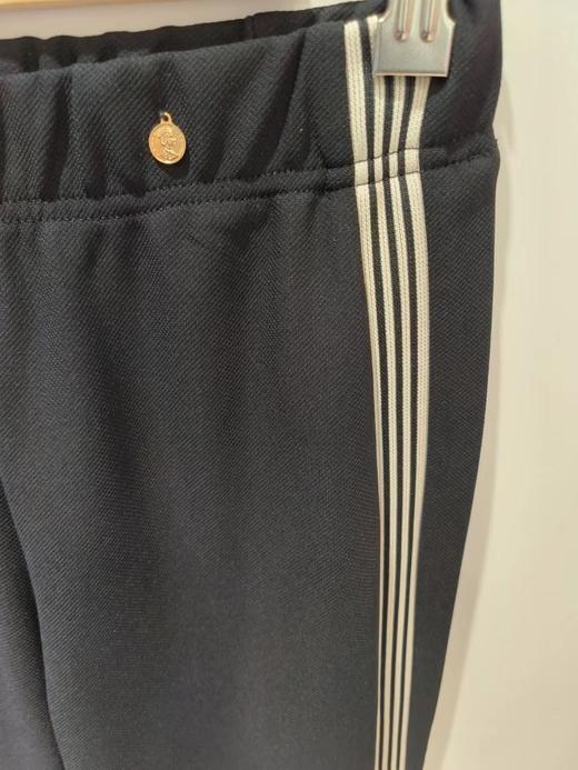 3楼康尼威直筒微喇休闲西裤货号23028黑色 商品图1