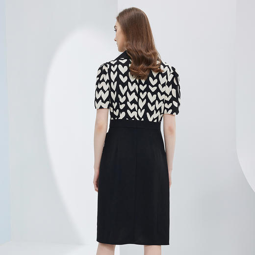 NF8X5斯尔丽瑟俪2023新款收腰褶皱显瘦撞色拼接连衣裙 商品图1