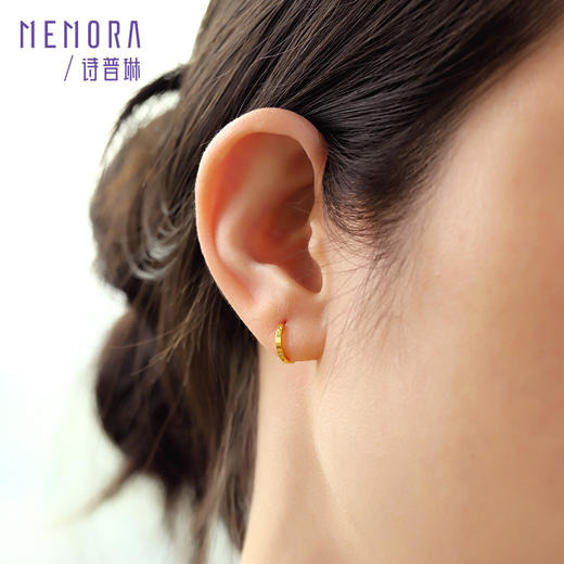 黄18k金耳环女气质百搭ins风耳圈精致耳扣送女友礼物MEMORA诗普琳KEE01201（线上专供） 商品图4