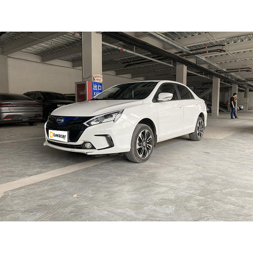 比亚迪 秦 EV300 豪华型【长租-北京】 商品图2