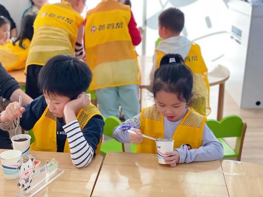 3.21下午场+春假专场❗️春日牧场狂欢~“小小奶农”集结啦！58元去新希望牧场探鲜！跟小奶牛亲密接触、学习挤牛奶，畅玩超长牛奶滑梯，打卡青贮窖池、时光湾、犊牛岛、食育乐园 商品图10