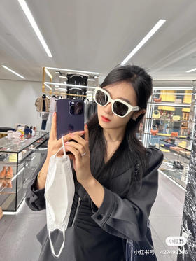 Celin.e 墨镜🕶️白色（限时特价）