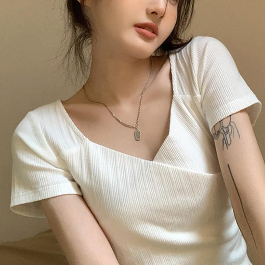 裁缝学苑AQ168新款v领正肩短袖t恤纸样女装高腰短款上衣服装打板 商品图2