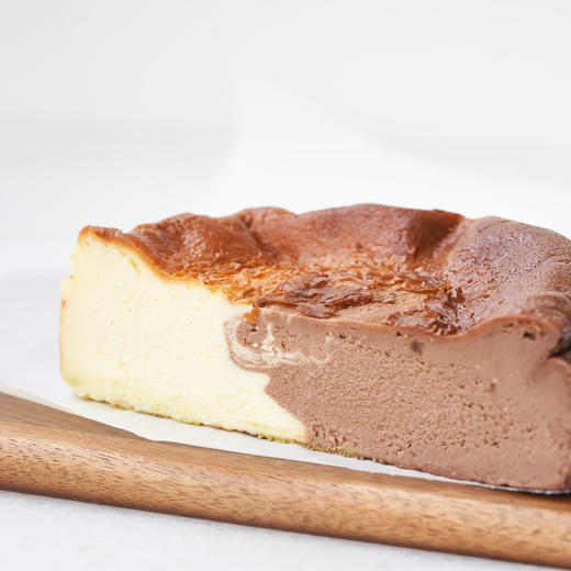 AKAK 巴斯克蛋糕  零食糕点甜品下午茶5寸巧克力椰脆蛋糕410g（保质期冷藏5天，冷冻15天） 商品图3