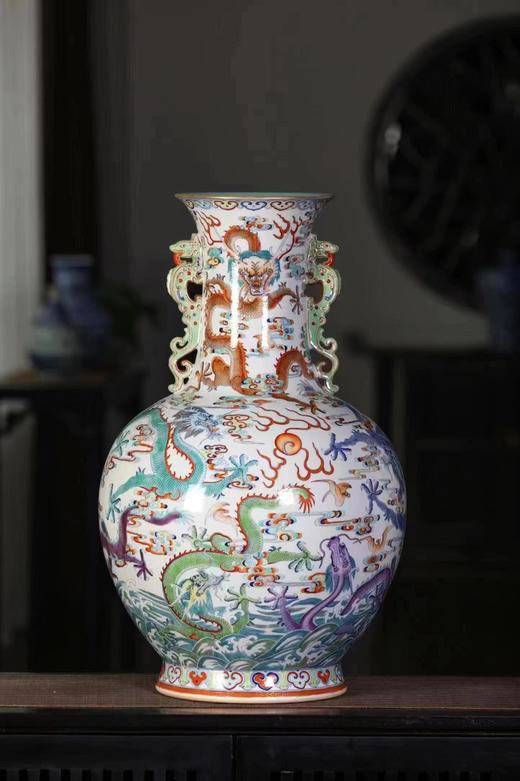 斗彩九龙纹双耳瓶 商品图0