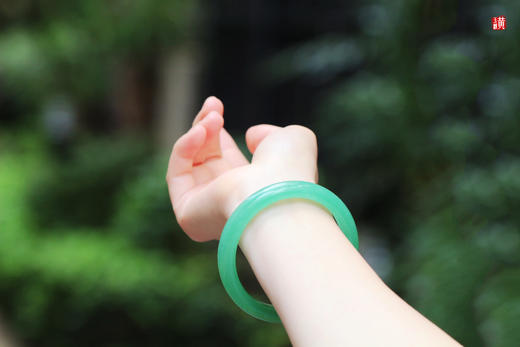[ 清福 ]  东陵玉手镯 | 绿意盎然，碧水春色，恬静又诗意 商品图1