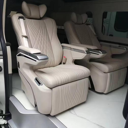 丰田 海狮 3.5L 中东版【长租-北京】 商品图5