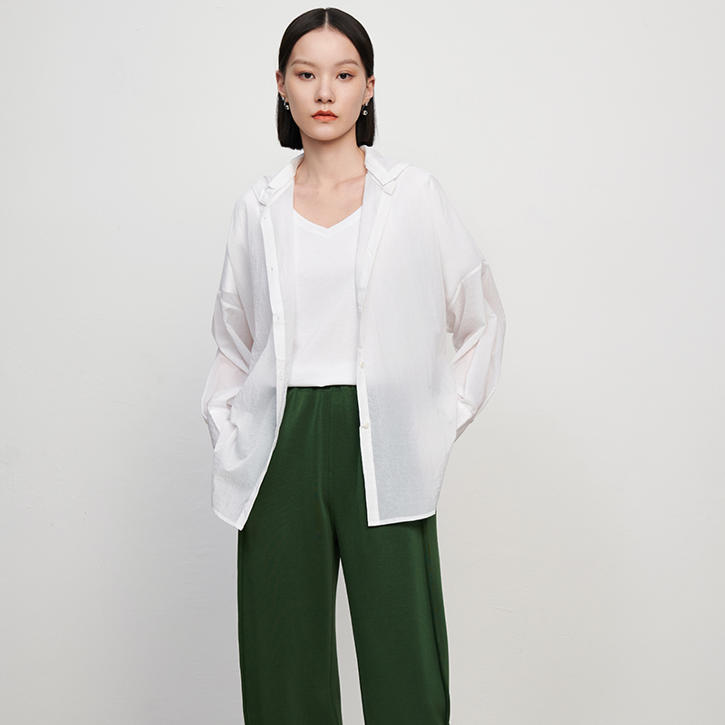 IN AND ON21433防晒衣女夏季薄款防紫外线透气衬衫连帽落肩袖外套