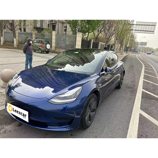 特斯拉 Model 3 标准续航后驱升级版【长租-北京】 商品图3