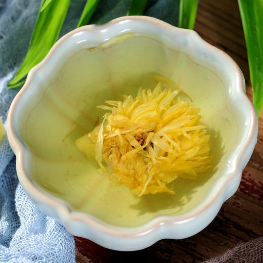 【1斤装！蜂蜜菊花冰糖组合】夏日常备，泡水即喝，清香四溢，可即食、搭配花茶等多种食用方法，花草下火冲泡饮品方糖广西冰糖，方块糖非云南黑糖夏日中式好物 商品图2