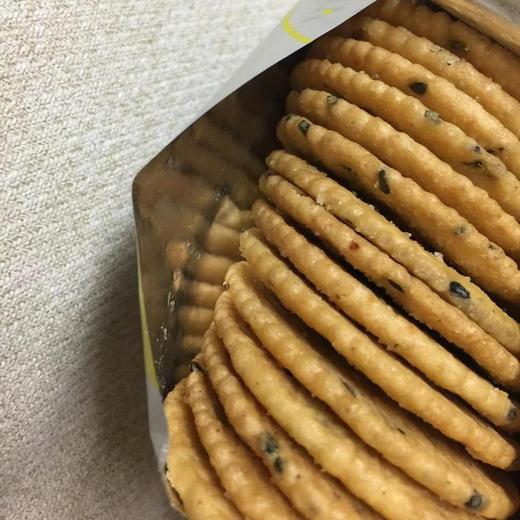 乐天甜蜜黑芝麻饼干300g 商品图2