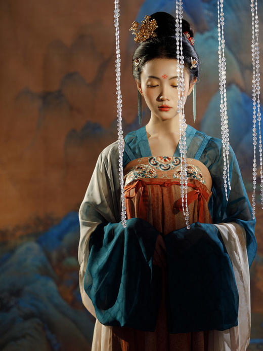 【重回汉唐清平乐】正品原创唐制直领对襟衫16破交窬裙春日汉服女 商品图1