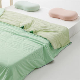 A类面料 凉而不冰 | 顶柔奶酪雪糍凉感被 可机洗撞色空调被/薄被子 3色入