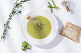 西兰花芦笋浓汤