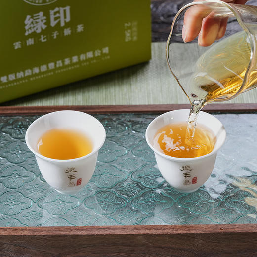 德丰昌2023年【绿印】普洱生茶  357克/饼 商品图4