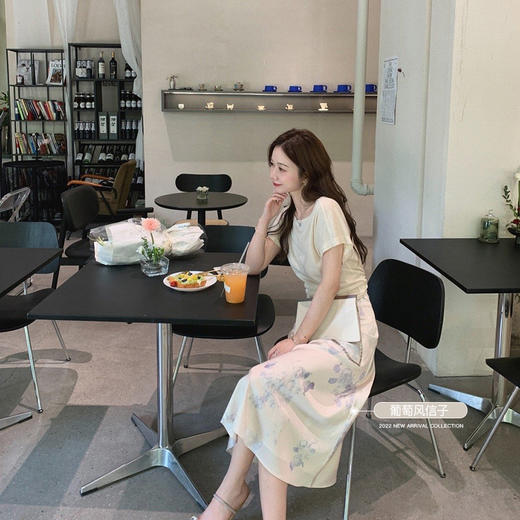 金蘑菇菇【梵高的画】断码特价~抽象艺术感中高腰过膝a字藏肉印花半身裙 商品图4