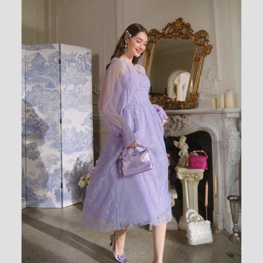 BeQueenStory【妙韵兰心】时尚名媛高贵绣花吊带连衣裙外披2023春季新款 商品图2