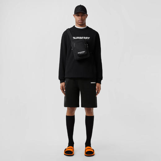 【二】BURBERRY 巴宝莉 男士棉质字母徽标印花休闲短裤 黑色 8055354 A1189 商品图3