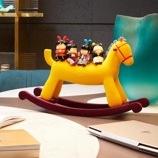 稀奇艺术|瞿广慈作品《我们》限量版雕塑|限量199件 商品图1