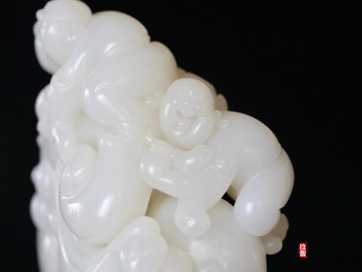 和田玉（羊脂玉）籽料摆件--灵芝童子 409.81g 商品图6