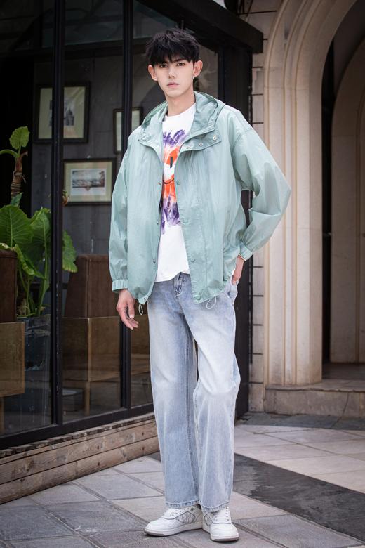 S325872719简单带帽夹克防晒服 商品图9