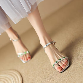 优雅百搭，粗跟水钻亮片凉鞋LD-6322
