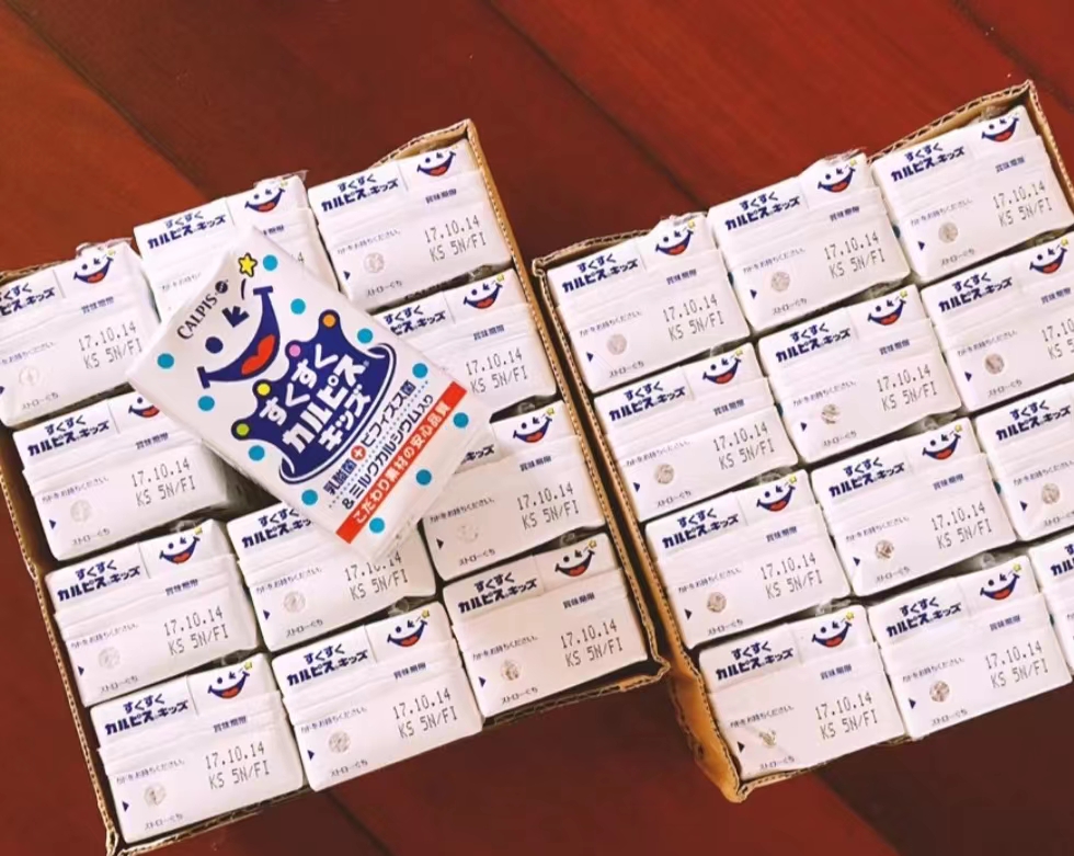 日本可尔必思乳酸菌饮料24瓶x125ml