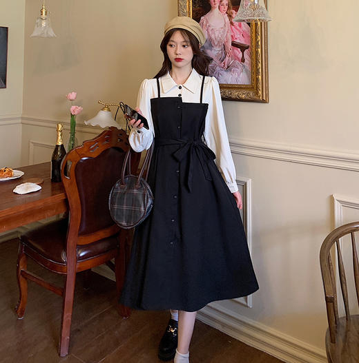 爆款秋冬假两件长袖法式连衣裙女宽松显瘦赫本风衬衫拼接背带裙子 商品图0