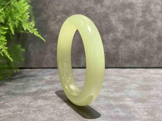 【御珠宫坊】青白玉手镯55.8mm 商品图2