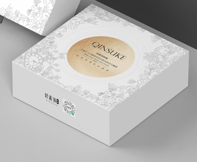 轻素客白金礼盒