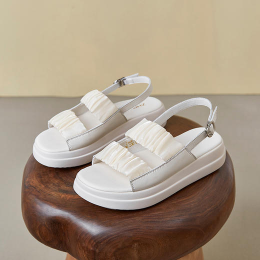 ZHR厚底凉鞋女2023新款夏季褶皱软底松糕鞋时尚休闲沙滩鞋 商品图9