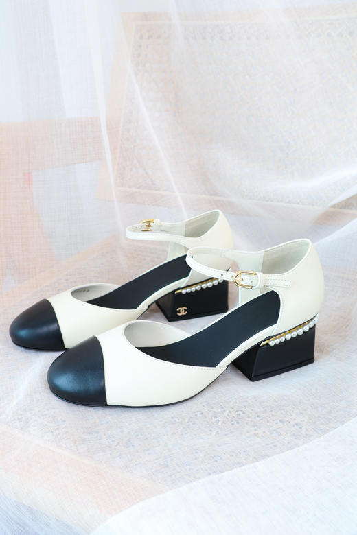 黑白拼色玛丽珍鞋 商品图1