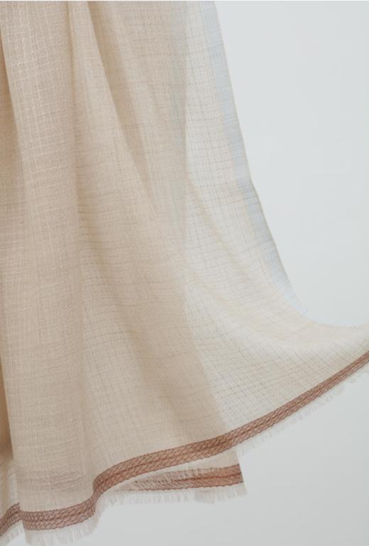 羊绒女士双色流苏大方巾  SJF95P070N 商品图2