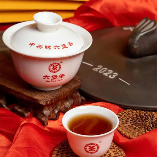 中粮-中茶六堡玉兔仙生兔罐 坭兴陶罐一级六堡 2023生肖纪念茶单罐装3500g/罐 商品图2