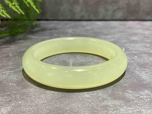 【御珠宫坊】青白玉手镯55.8mm 商品图0